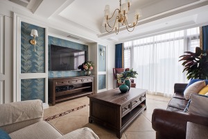 客厅，经典美式电视背景墙与精选的家具相结合，让整个空间优雅韵味浓郁。