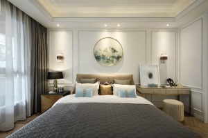 主卧延续客厅的主色调，富有设计感的灯具散发出柔和的光线，温暖柔软的床上用品，配以线条简约的家具和手工