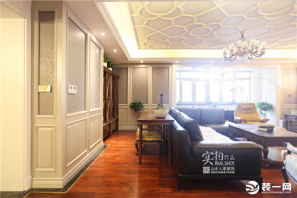 【山水人家装饰】金融国际250平大平层新古典客厅走道装饰装修效果图