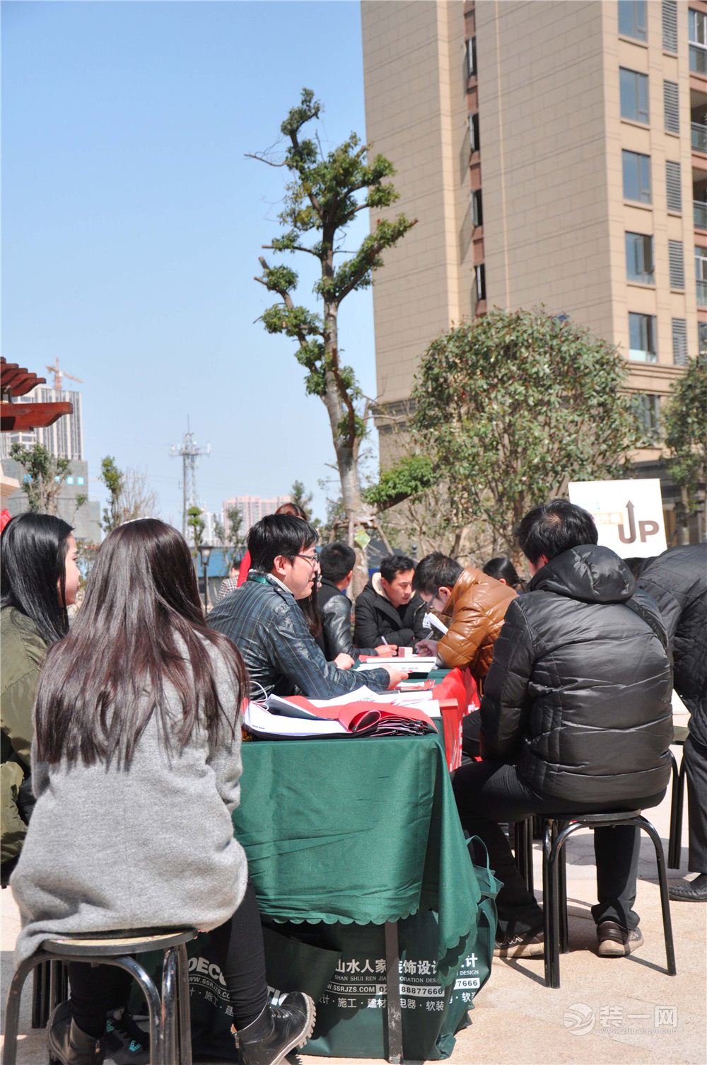 山水人家装饰