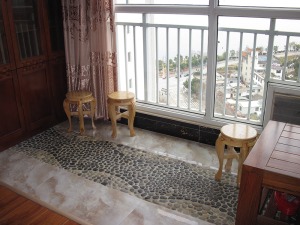 中式风格两居室阳台装修设计