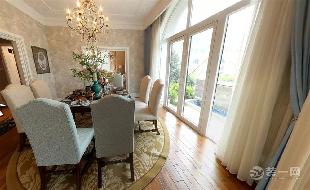 财信沙滨 三居室 119平三居室 造价21万 欧式风格餐厅