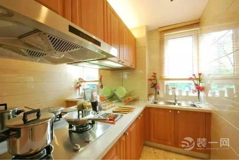 华宇天空花城 三居室 121平 造价 15万 简欧风格厨房