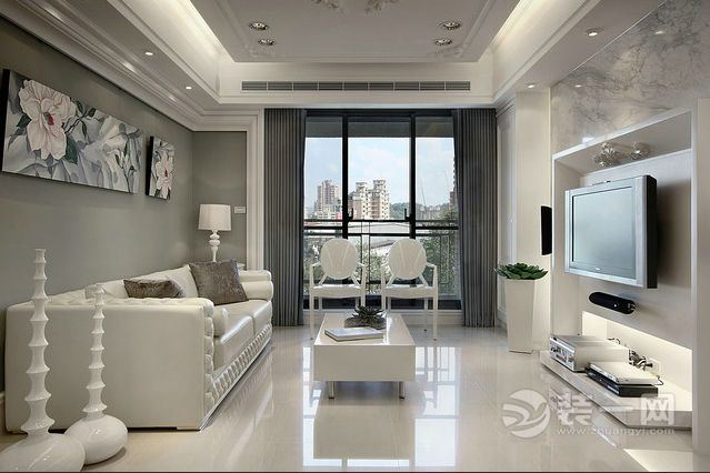乐尚装饰 融创凡尔赛 98平 三居室 造价15万 欧式风格 客厅