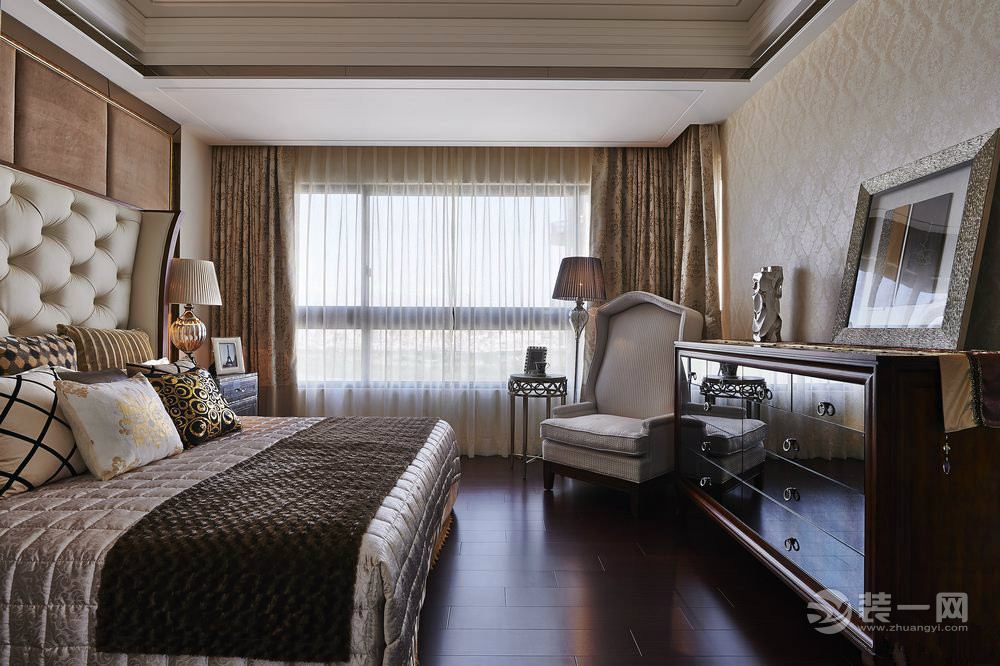 乐尚装饰 江与城 130  三居室 造价16万 新古典风 卧室