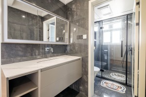卫生间采用干湿分离的形式，保持卫生间的干净、整齐。