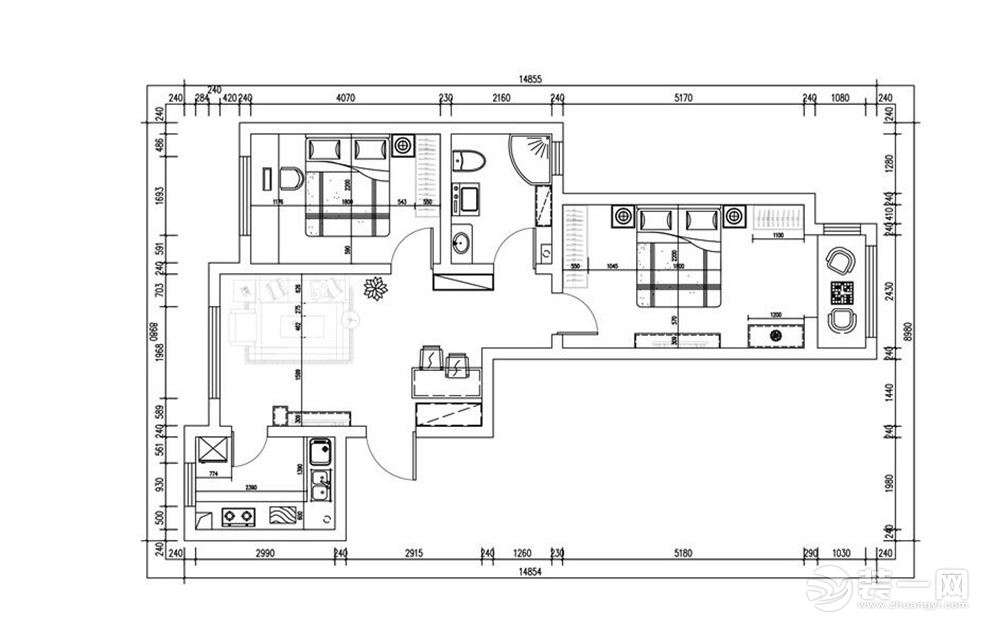本案例户型面积约为80平米，两室一厅一厨一卫标准户型。