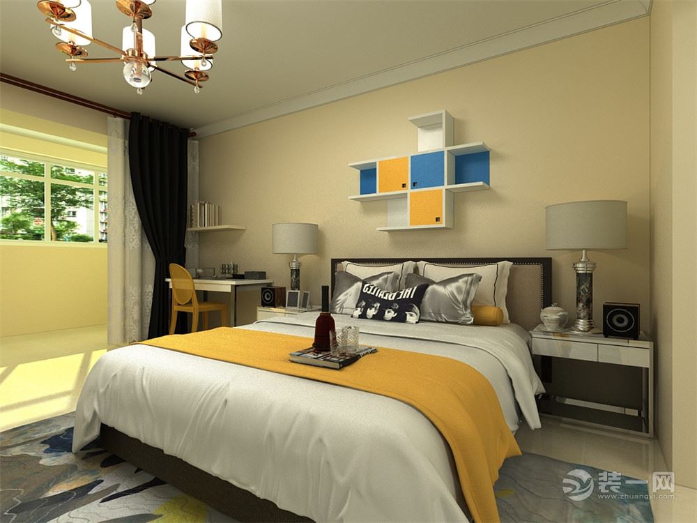 主卧是一间主人房，通过暖色调的营造一种浪漫和温情的氛围
