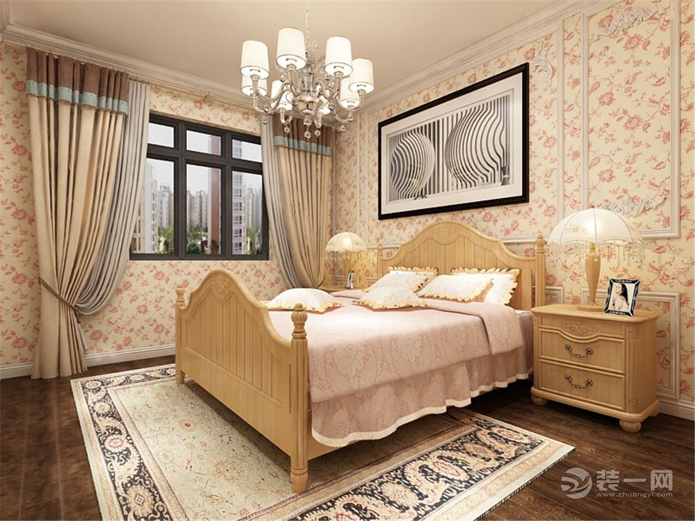 卧室墙面也是欧式风格的壁纸，床头背景墙有石膏线做了造型，地面通铺地板。