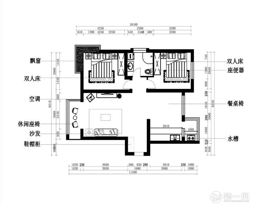 從采光上來看，此戶型屬于南北通透，兩邊都有自然光源，主臥室?guī)в酗h窗，廚房陽臺和廚房之間有半矮墻不阻擋