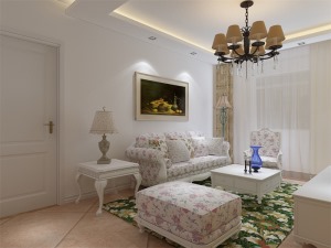 采用粉色碎花的欧式家具，沙发背景墙整体采用白乳胶漆，再以装饰画点缀