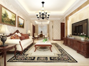 走廊的装饰也采用有新古典色彩的画框与装饰画作为装饰。来和客厅相互呼应