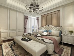 主卧室是最具有隐私性的空间，主卧色调与客餐厅统一，床头背景墙运用软包，欧式的家具，从而营造一个奢华低