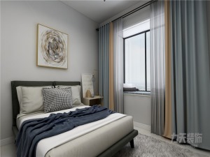 主卧的设计是简洁，采用线条感和灰白墙和安逸温馨的灯光烘托温馨感。在窗帘的颜色上与沙发背景墙作了呼应。