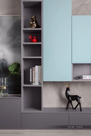 设计师倾向以更多细节堆砌出空间质感，以雅致的浅灰色作为房间的主色调，恰到好处点缀的皮粉，显出色彩差别