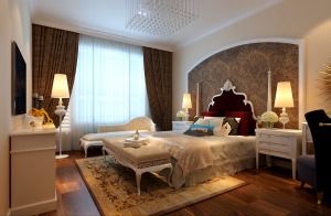 臥室以溫馨的暖色調為主，白色弧形石膏線勾勒出飽滿的圖形