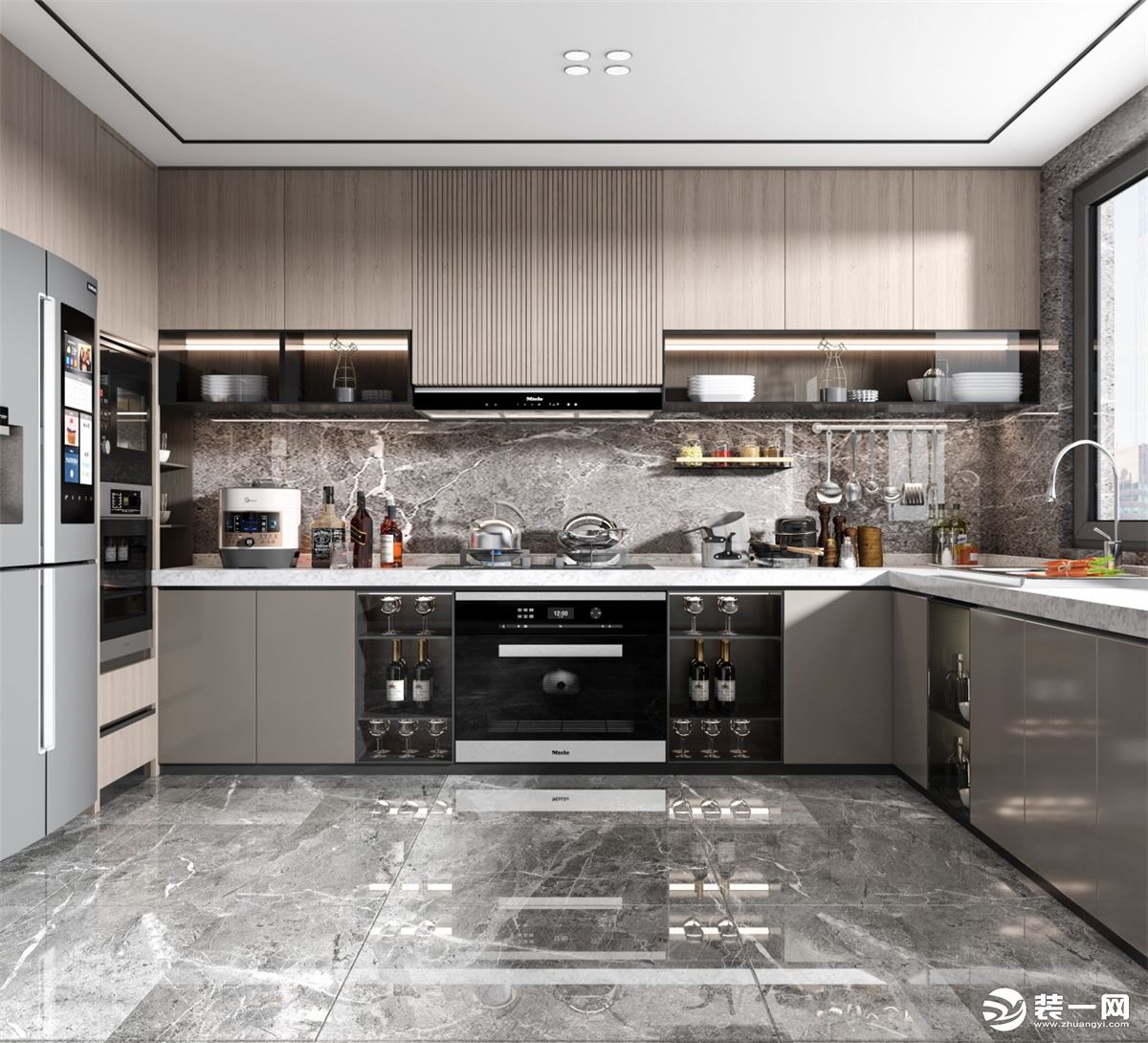 厨房考虑到实用性，充分利用空间做U型橱柜的设计，厨房瓷砖采用大理石瓷砖，让整个空间不显得压抑