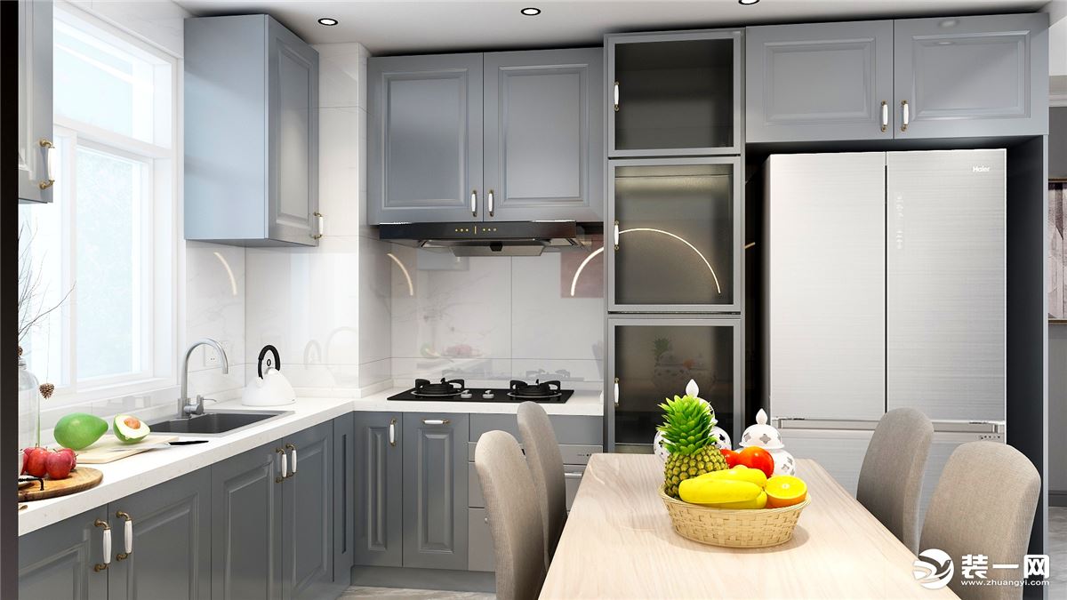 本案例采用的是开放式的厨房，厨房和餐厅在同一个区域，通过L字型的设计让空间储物更足，方便平时的生活。