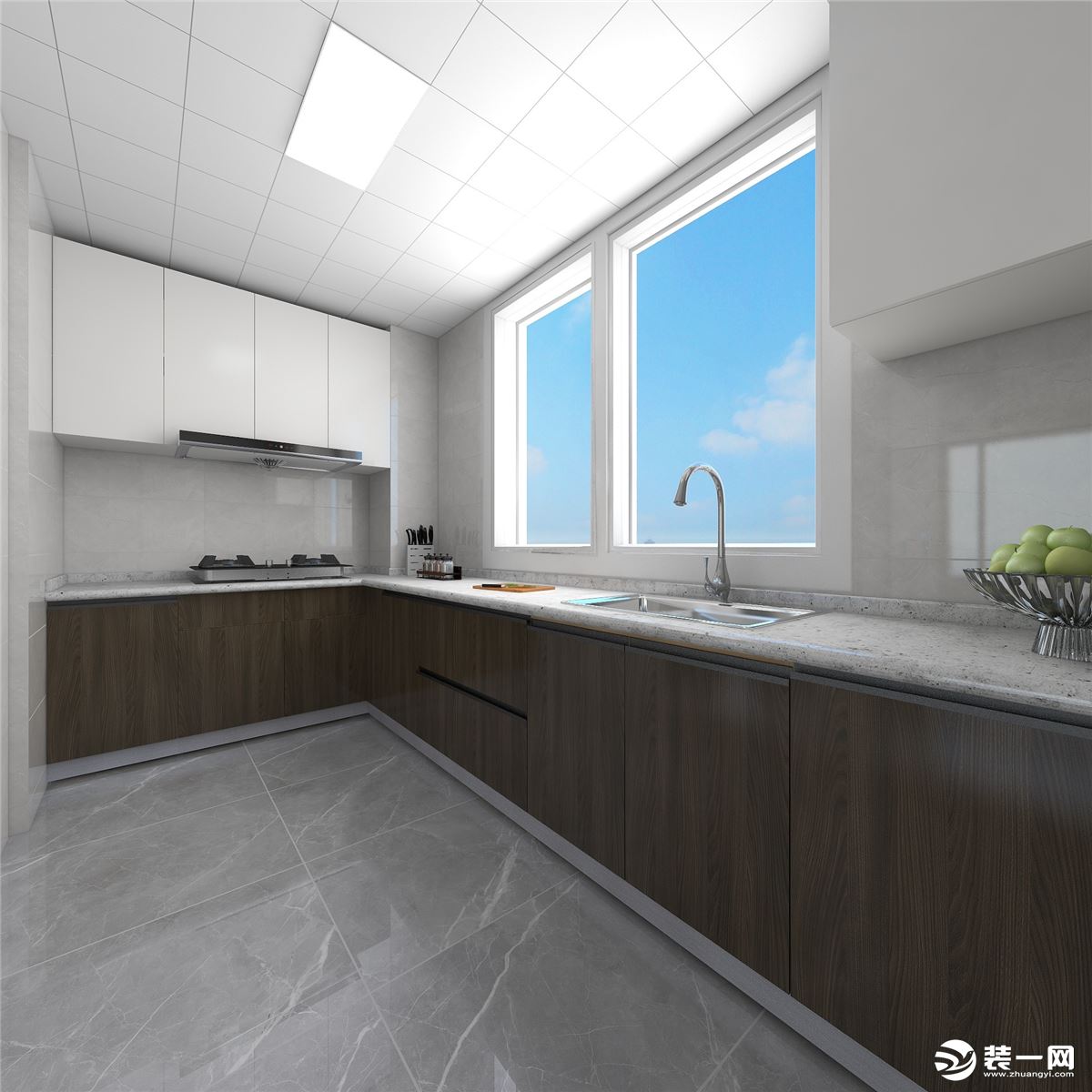  厨房考虑到实用性，充分利用空间做U型橱柜的设计，冰箱放在厨房中，吊柜也做了最大化的设计。