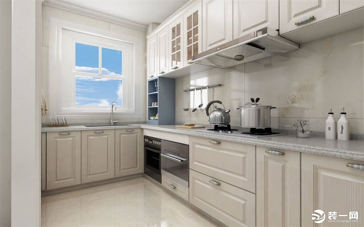 厨房U字型设计最大化利用空间，下水管采用柜子包管连接柜子做了开放格加一些灯带处理，增加收纳。
