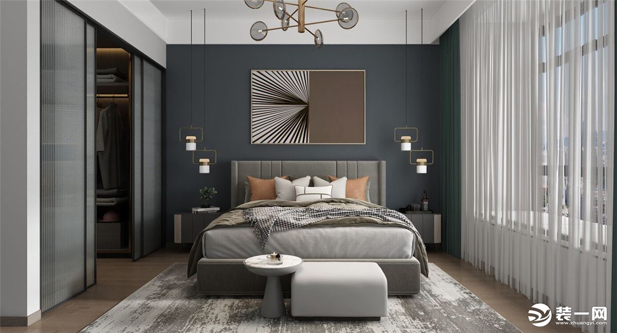 主卧室作为主人的私属空间，在布置和装饰上比较沉稳大方，在色彩上主要以灰蓝色为主，在家具配饰上选择和客