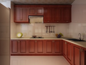 厨房： 冰箱放在厨房，增加使用方便度，墙面用暖色系的墙砖，搭配实木多层的橱柜门板，增加档次感。