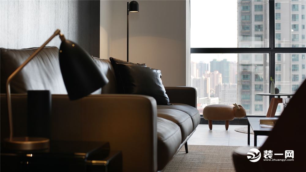 重庆生活家装饰 | 130m²中庚城现代风格装修案例  沙发