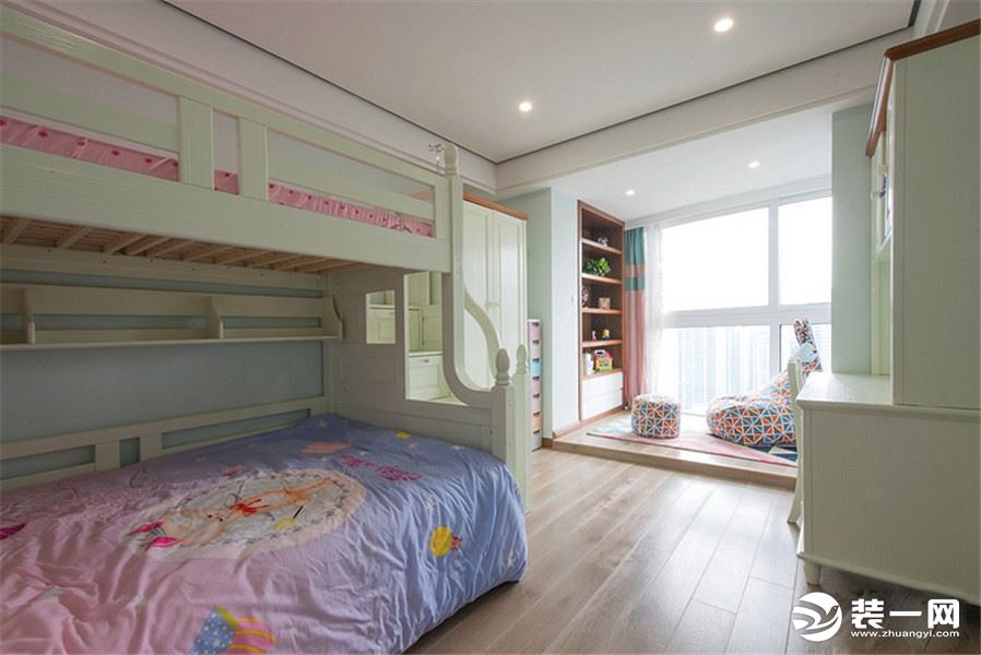 重庆生活家装饰 | 150m²现代简约港式风情设计案例  儿童房