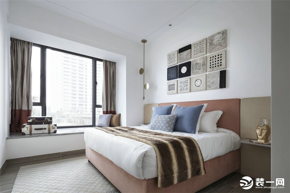 上海臻水岸苑三居室150平现代风格卧室装修效果图