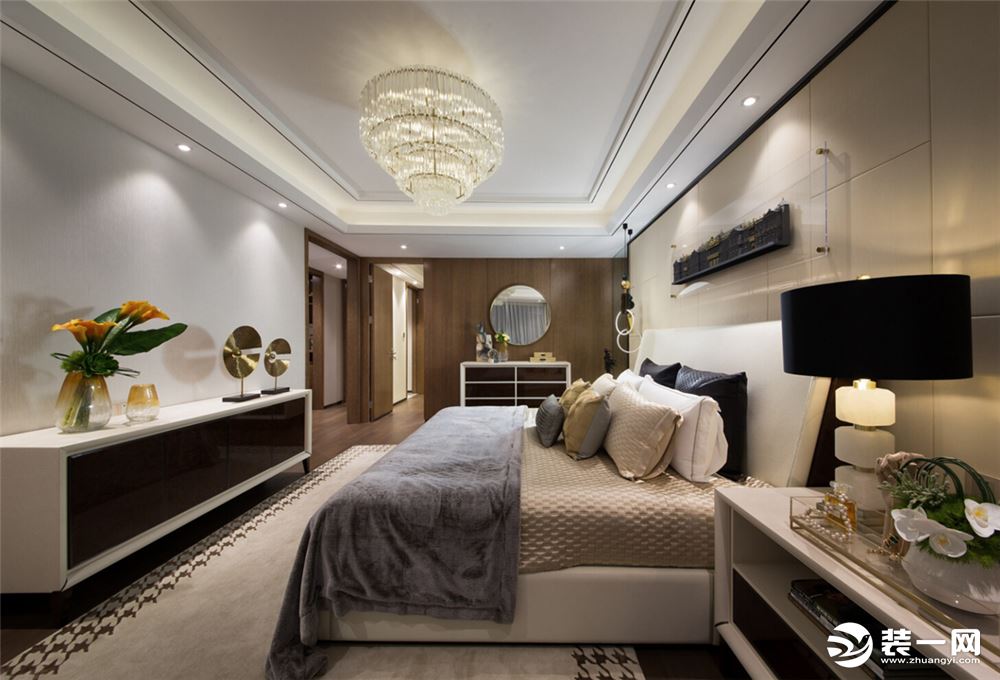 上海四居室195平现代风格卧室装修效果图
