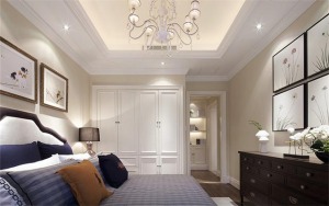 卧室以白色调为主家具的线条以柔和为主，与整个环境浑然一体。