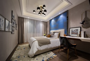 上海四居室195平现代风格卧室床头背景墙装修效果图