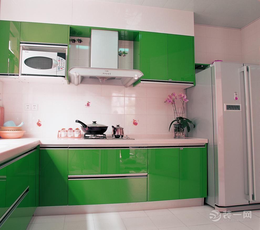 广州翡翠绿洲146平米四居室现代田园风格厨房实景图