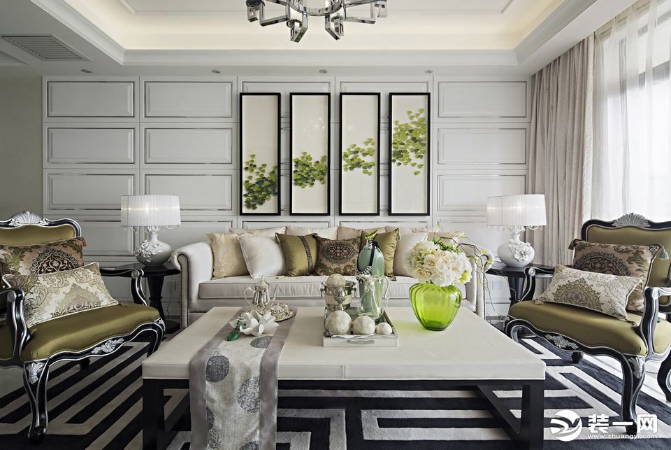 简洁明快的美式设计不仅可以浪漫，也可以设计出无限温馨的舒适感。客厅给人视觉上的享受。白色沙发，绿色座