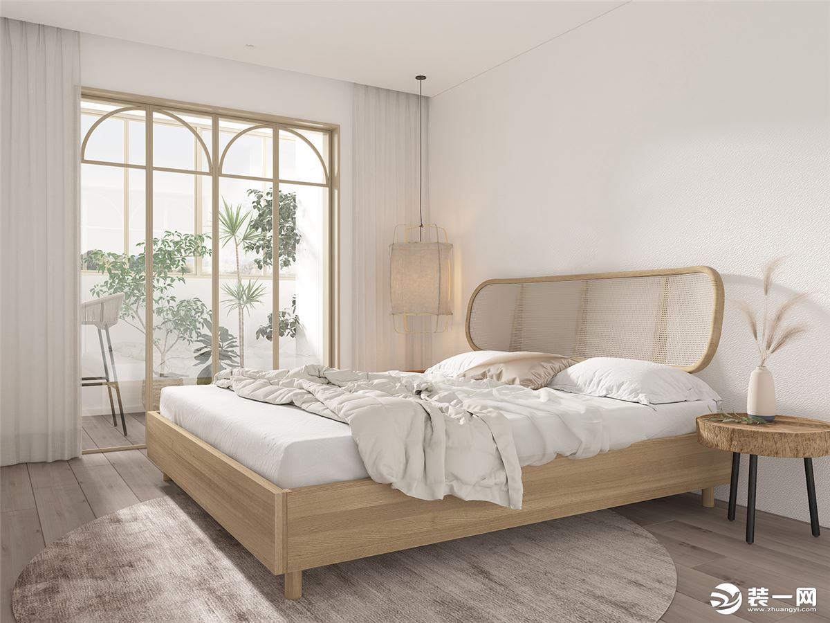卧室采用大量的原木色为主，一种恬静的意境自然而出，看似朴素的、细腻的搭配，入眼却极尽舒适、自然。