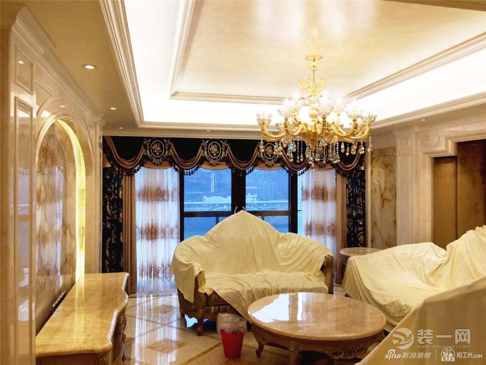 郑州名门翠园242平大户型简欧风格装修客厅