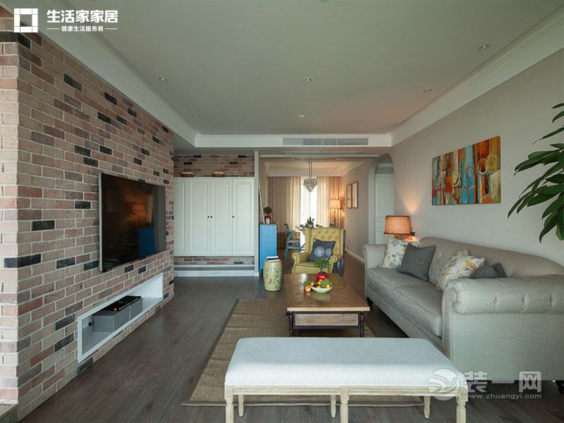 上海万里城95平米两居室现代风格客厅