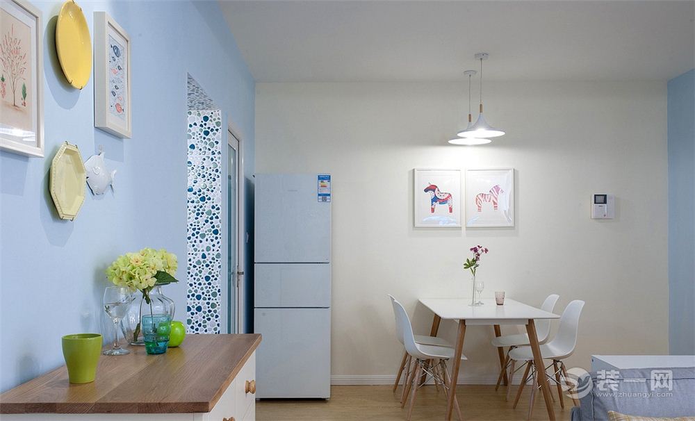武汉蓝晶绿洲93平两居室现代简约风格餐厅效果图