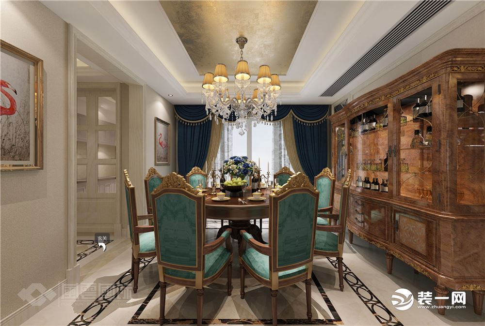 餐厅的装饰装修设计延续会客厅的整体色彩，保证了本案香江别墅装修方案的统一性。采用皮质与布艺相结合的设