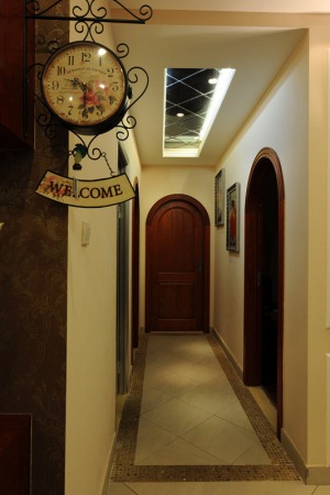 湘江世紀城 四居室 159平 造價45萬 美式風格過道