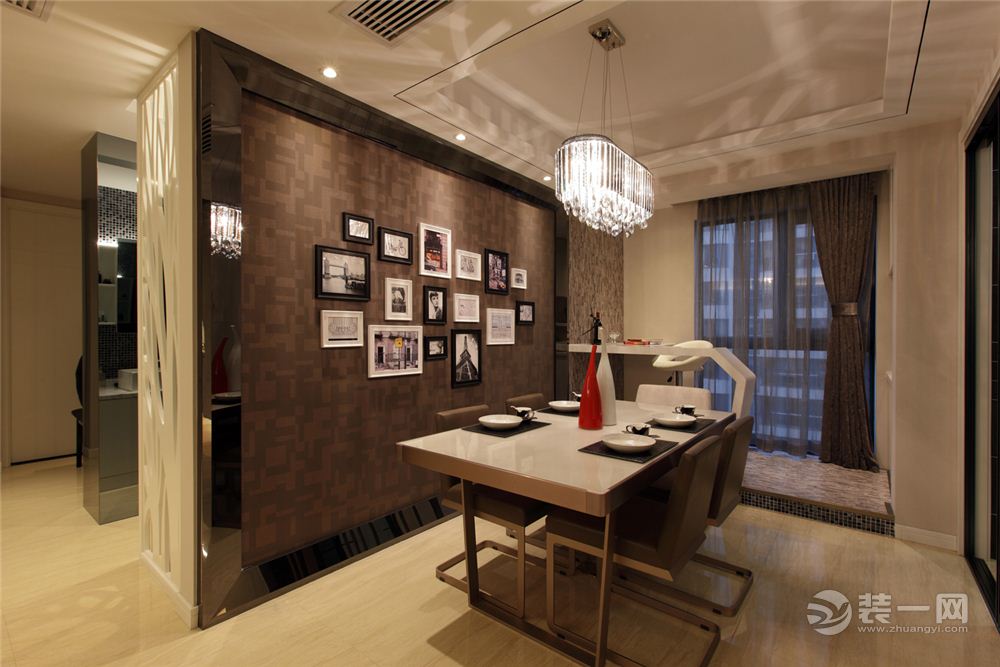 泛美华庭120平三居室现代风格装修效果图餐厅
