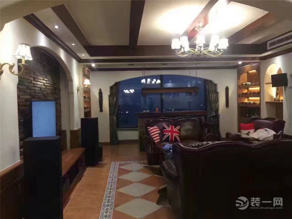 世贸玉锦湾美式客厅装修图片