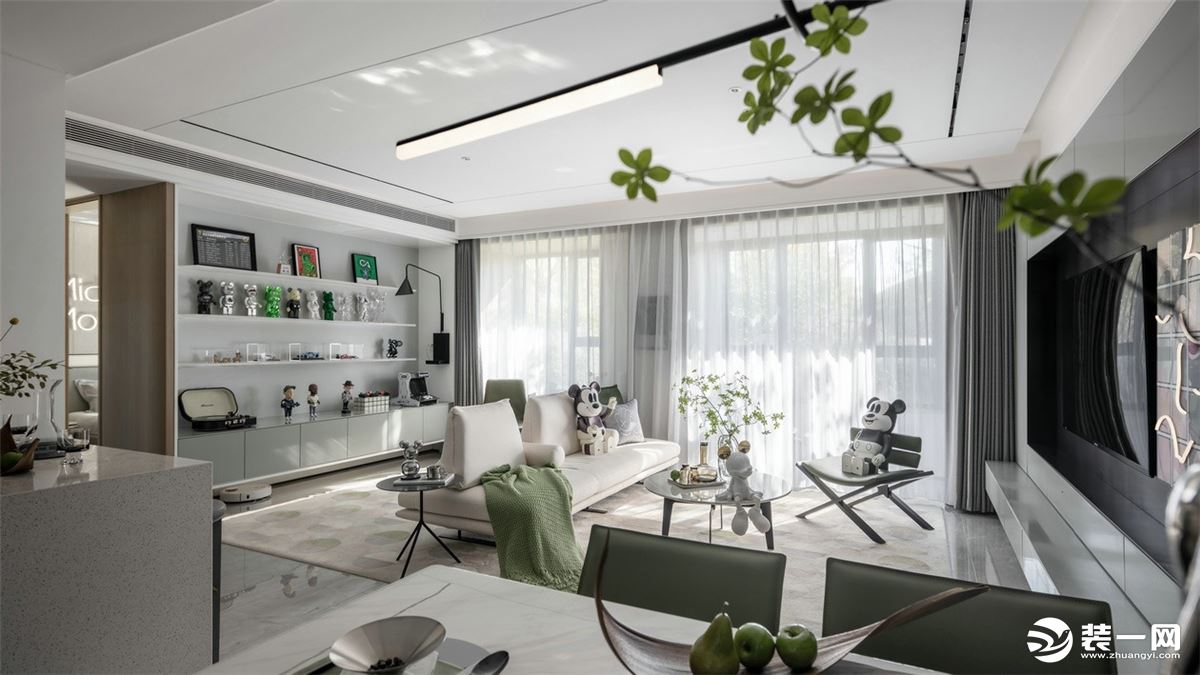 客厅选用可以两面坐卧的Prado沙发，灵活多变的可移动靠包，与客厅和书房互为延展的空间属性完美契合，