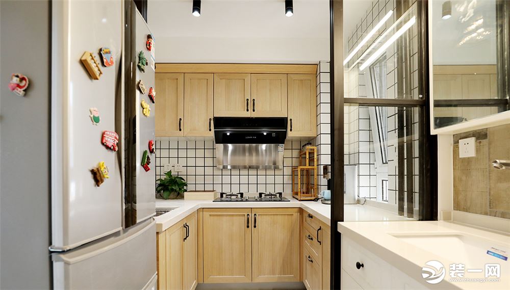 翡翠蓝湾65平方二居室混搭风格厨房装修效果图