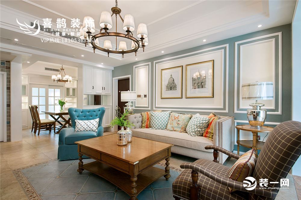 客厅简洁明快，使用大量的石材和木饰面装饰。