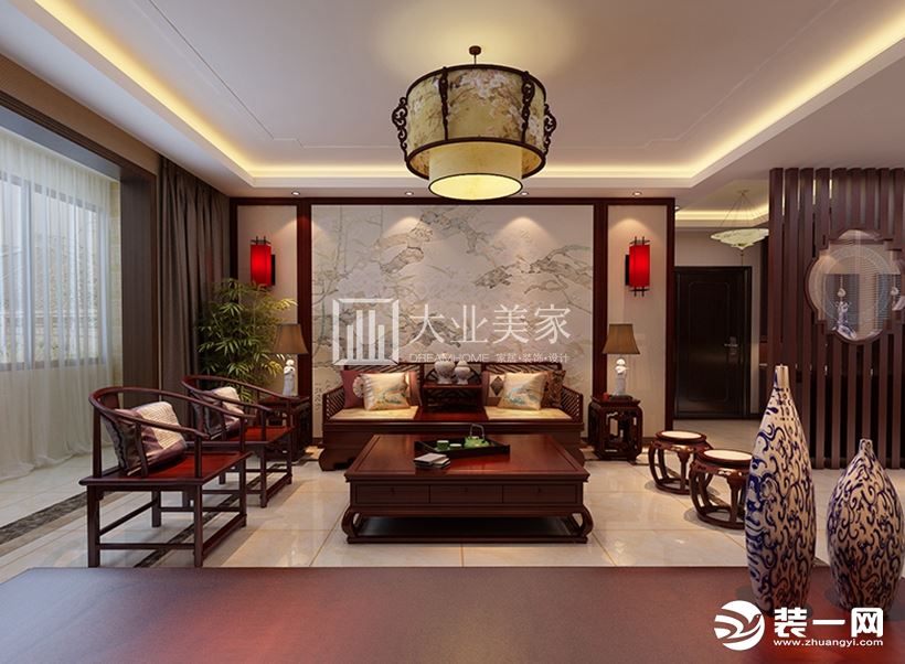 新中式古典主义风格是以中国传统古典文化作为背景的，营造的是极富中国浪漫情调的生活空间