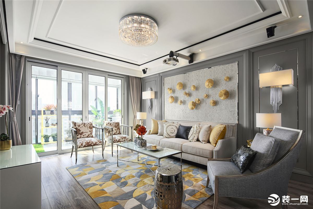 轻奢风客厅，客厅整体现代优雅的感觉，加入黄色与灰色质感，营造出一个高档华丽空间氛围，置身中显得轻奢而