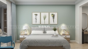 臥室背景墻刷上了淡綠色乳膠漆，使整個臥室空間 色彩靈動，豐富、把主衛生間改成了衣帽間，增大了業主的儲
