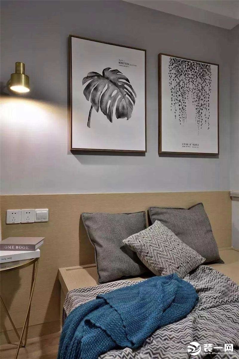 西安路80㎡北欧风格两居室卧室效果图次卧采用了榻榻米设计，满满的原木质感，这里可以当做休息区