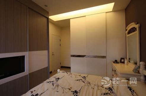 武汉幸福湾111平三居室现代简约风格装修卧室
